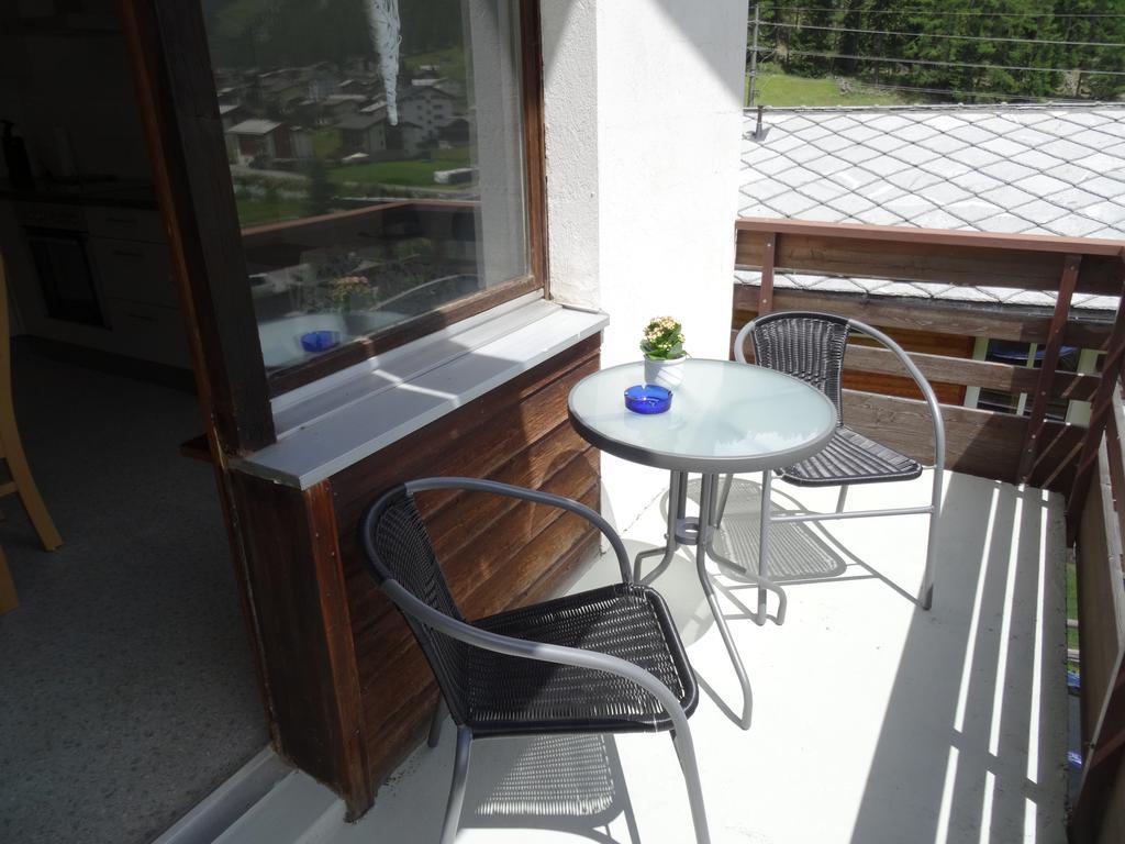 Apartments Carmena Saas-Grund Dış mekan fotoğraf